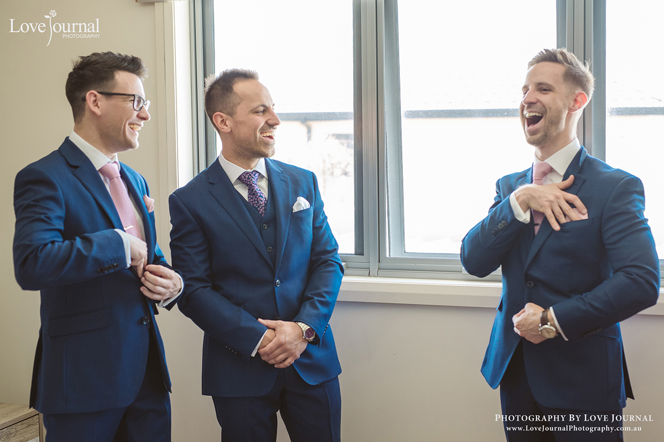 Melbourne-wedding-Photography-at-Poet's-lane-receptions